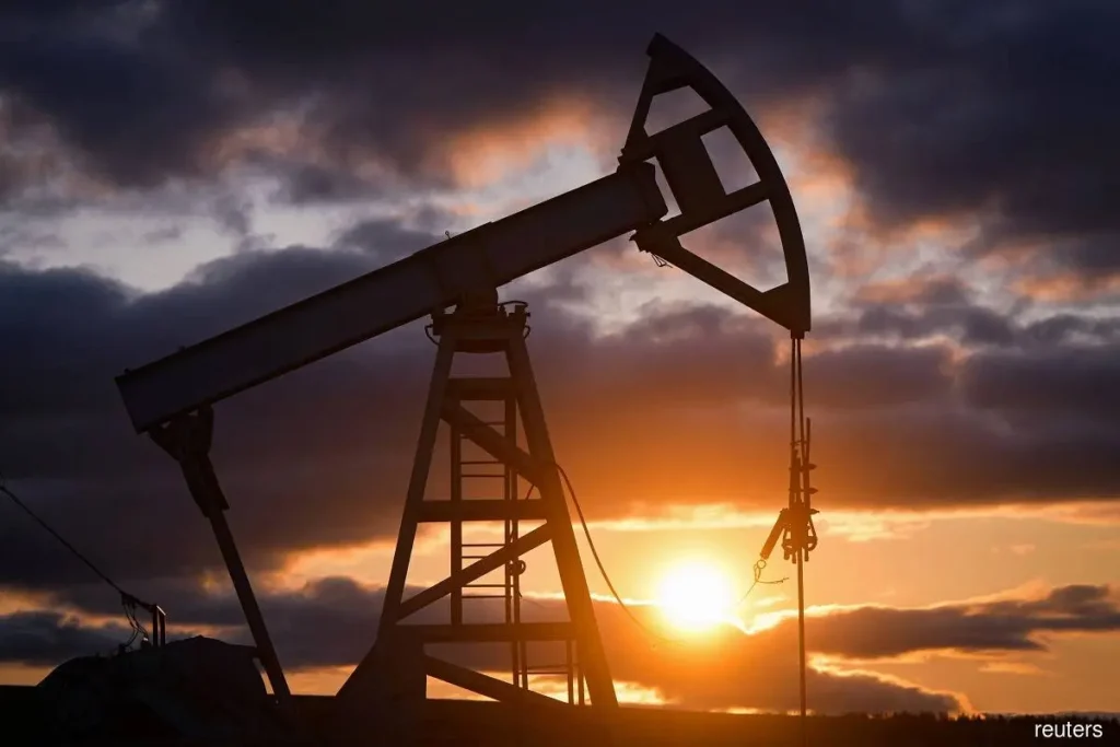 Brent Breaks Below $80 as Bearish Sentiment Continues to Dominate Oil Markets