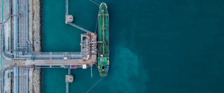 Saudi Arabia Cuts Oil Prices