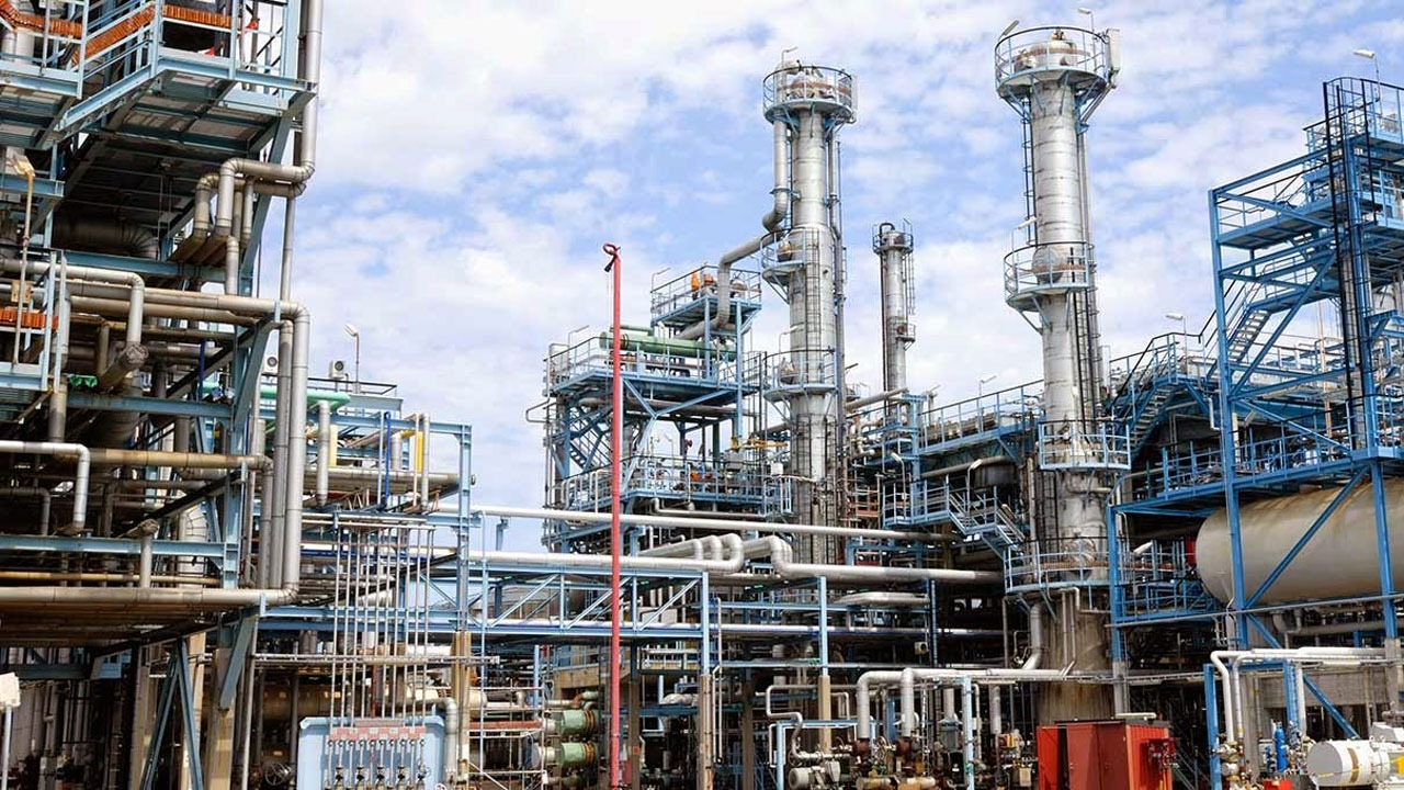 PortHarcourt refinery working, but won’t reduce petrol price — PENGASSAN