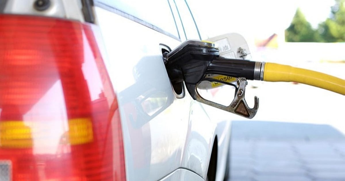 Oil price rollback for May 6