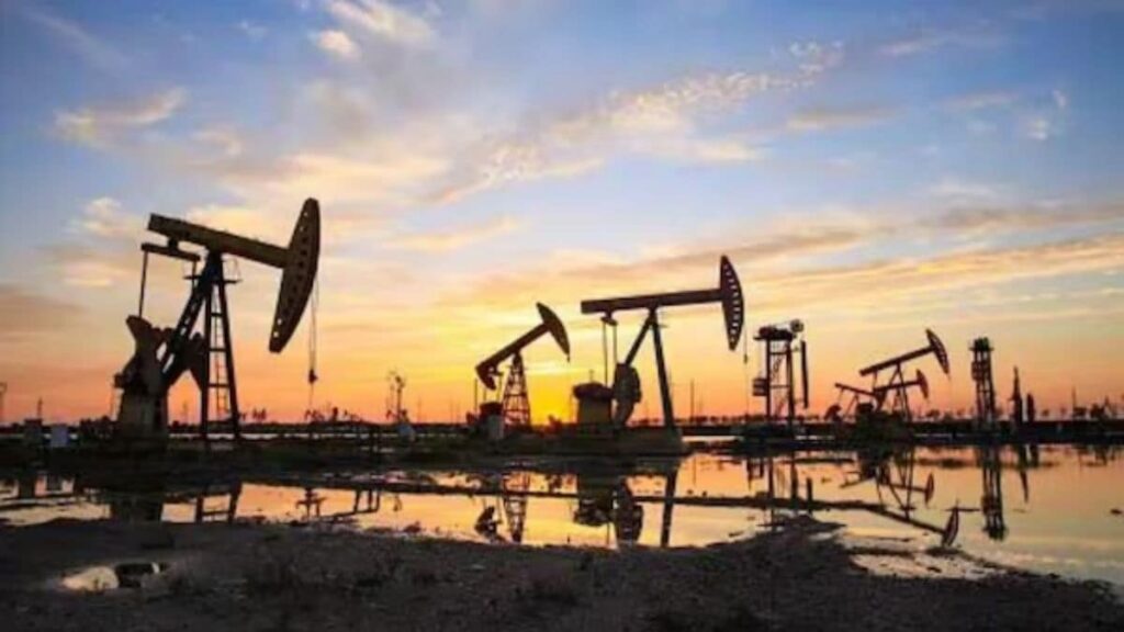 The grand fall: Oil prices to continue slide, IAEA says fossil fuel spending to hit new post-Covid low