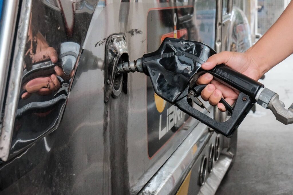Oil firms to raise pump prices anew
