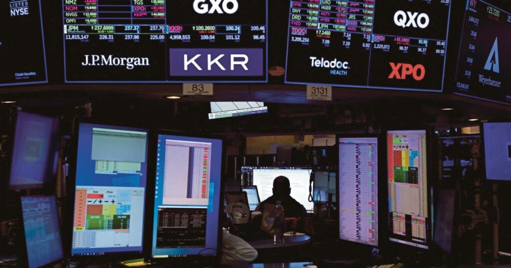 Shares rally, oil slumps as Trump announces Iran-Israel ceasefire