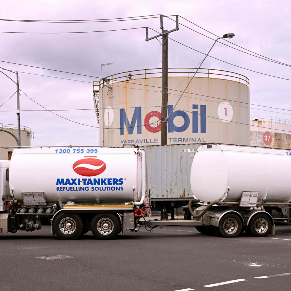 Brent Crude Oil Tops $100 a Barrel as Iran Attacks Shipping