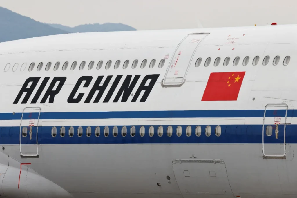 Chinese airlines hike domestic fuel surcharges amid oil price surge