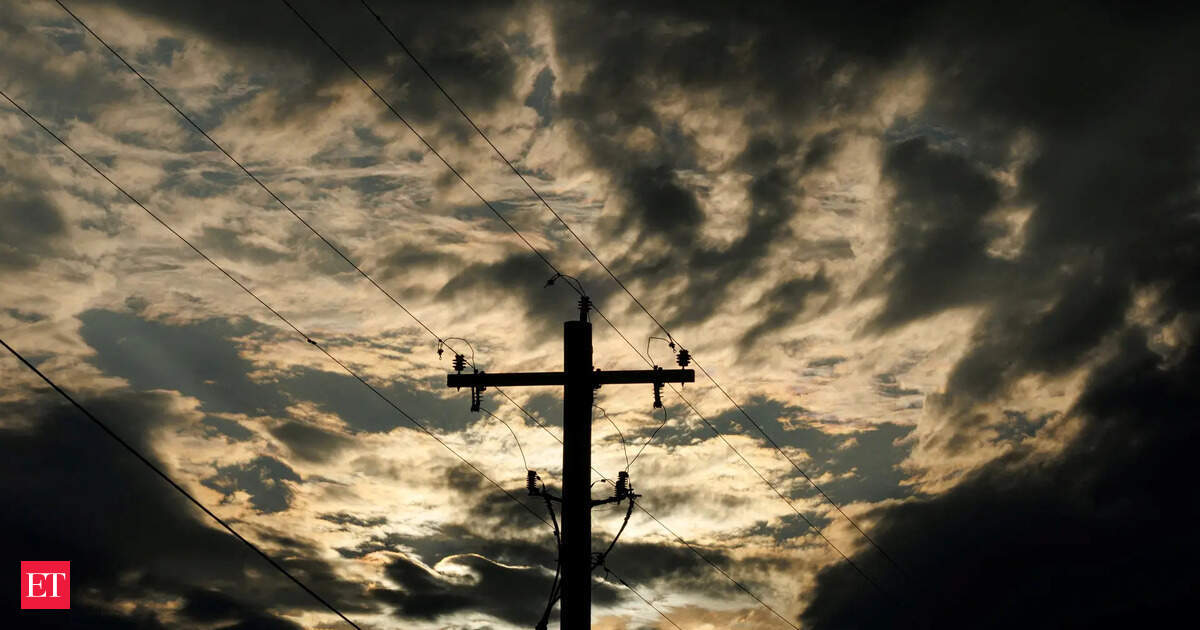 Gasoline tanker erupts in flames after hitting power lines in Texas