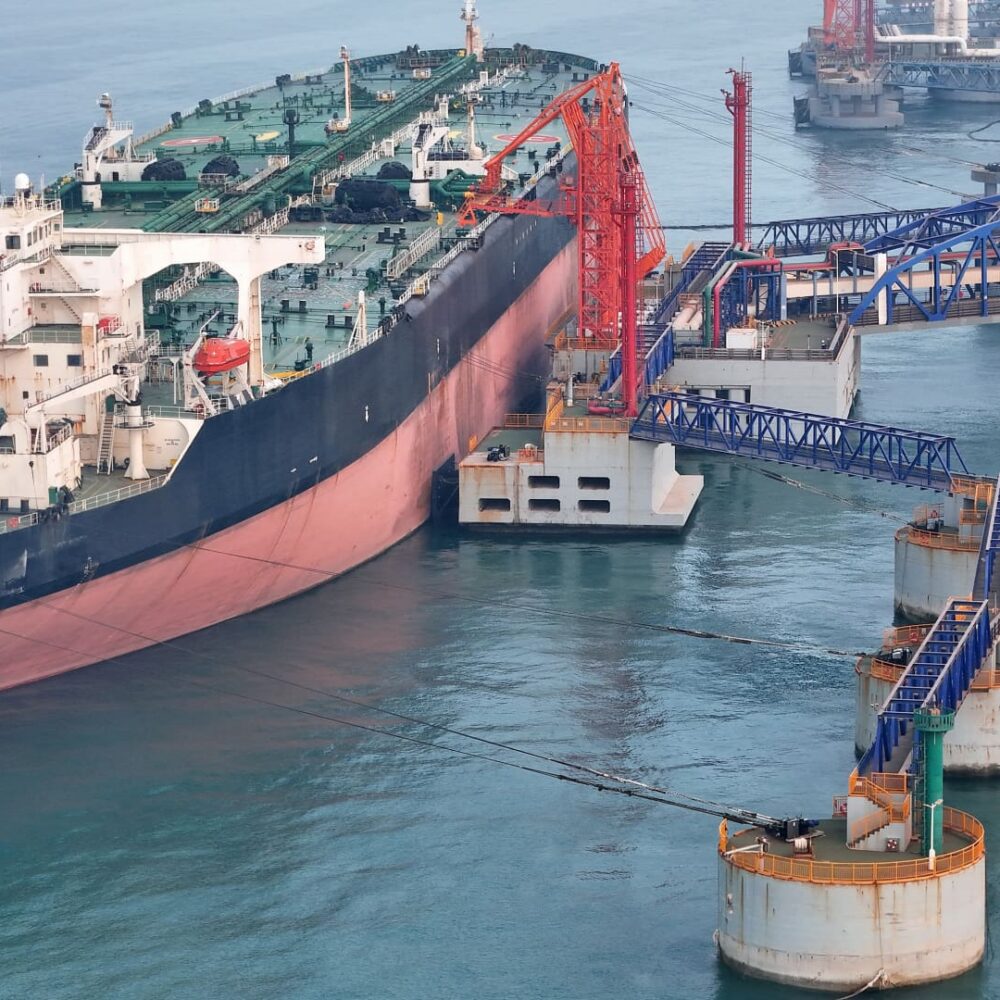 Oil prices resume gains after Iran accuses U.S. of breaching ceasefire deal