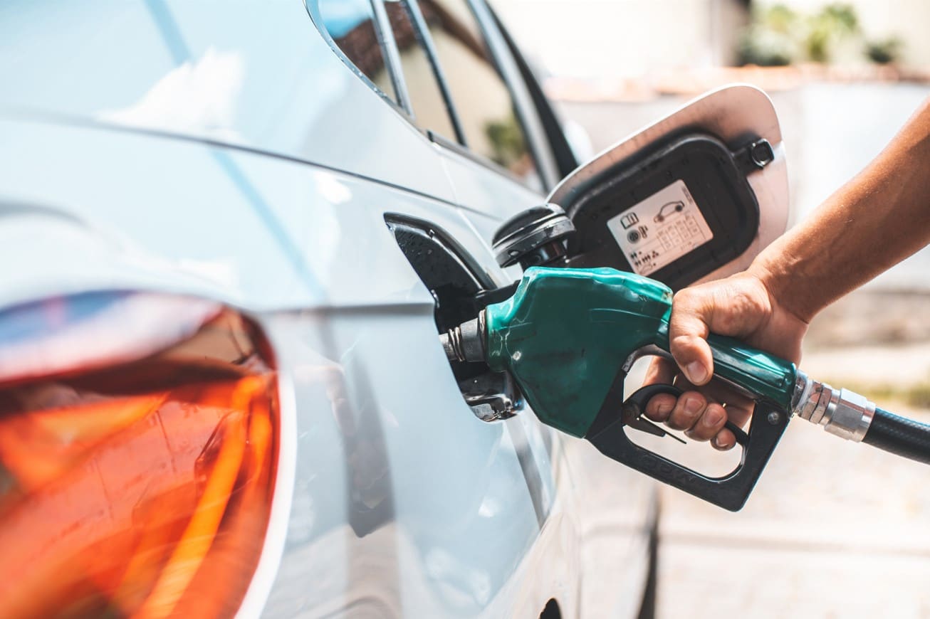 Fuel Relief Soon! Petrol Prices in Pakistan Likely to Drop by Rs 80 Per Litre