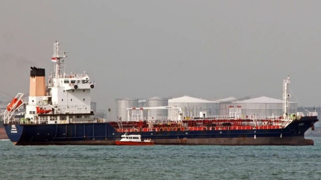 Crude oil prices continue to remain above $90 a barrel amidst ceasefire extension talks