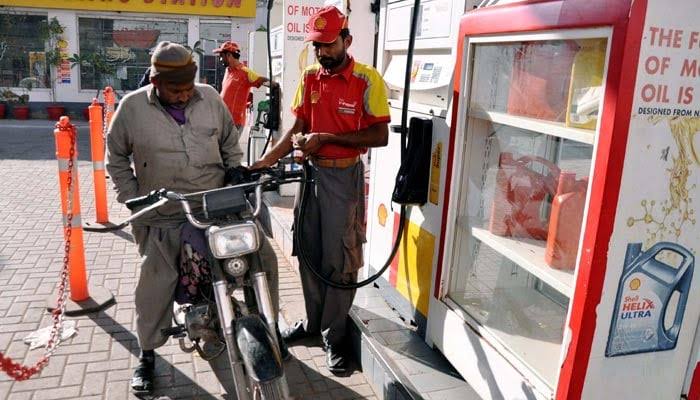 Govt Less Likely to Reduce Petrol Prices, Quietly Taxing them Despite Global Prices Fall