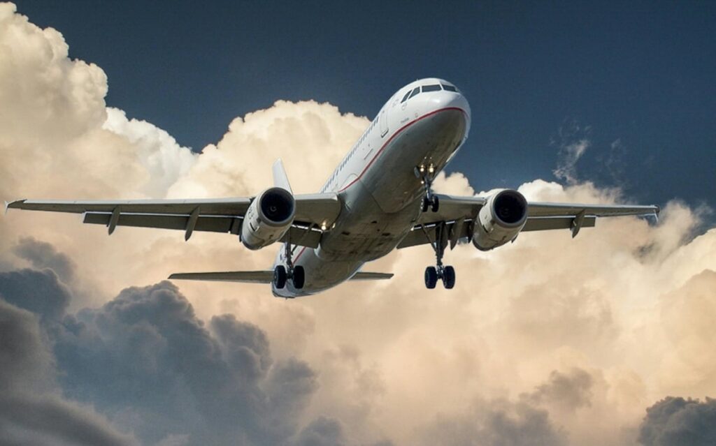 Airfares static despite global crude oil price decline