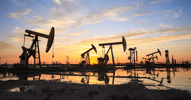 ‎Oil settles higher, posts monthly gains of over 23%