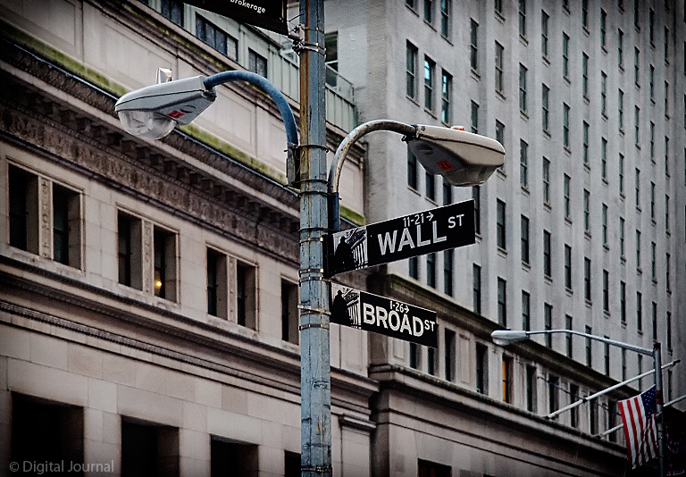 Stocks mixed as Seoul stabilises, oil prices rise with eyes on Mideast