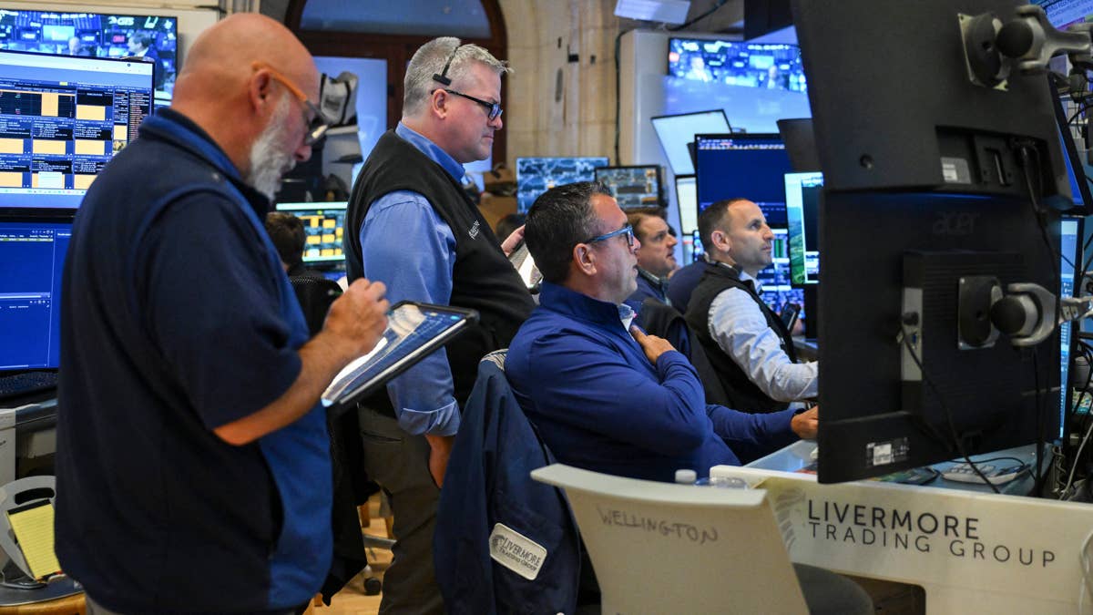 Michael Burry sends loud signal to stock market investors