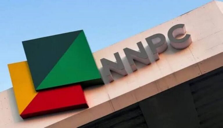 FG, NNPCL urged to revive govt-owned refineries to tackle rising oil prices