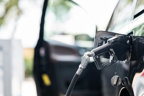 Oil prices threaten to undermine fuel levy relief